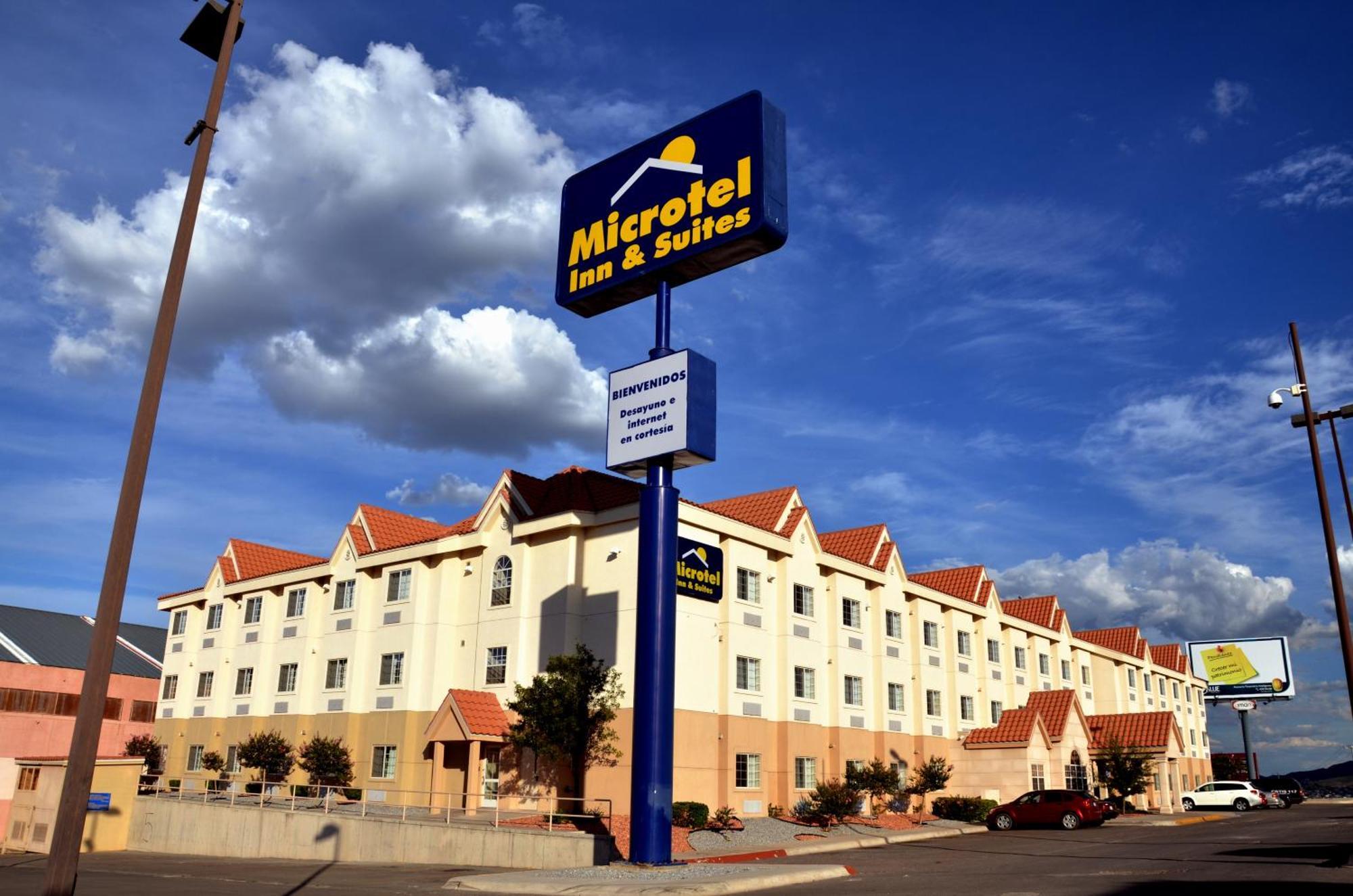 Microtel Inn & Suites By Wyndham Chihuahua Buitenkant foto